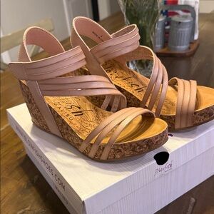 Blowfish Women's Tan Cork Wedge Sandals